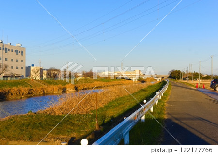 埼玉県春日部市中川沿い2025年1月 122127766