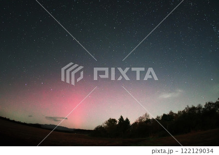 2024年10月11日に北海道に出現した低緯度オーロラ 122129034