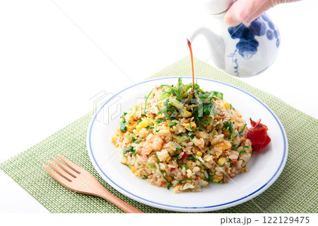 たっぷりの葱を使った炒飯 ネギ炒飯 たっぷりの葱を使った炒飯 ネギ炒飯 122129475