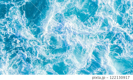空から見た瀬戸内海の波　徳島県の渦潮　高解像度 122130917