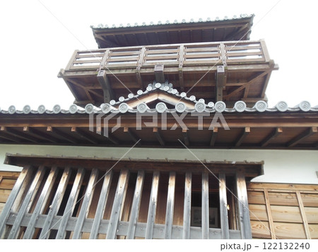 摂津池田城の模擬天守と曲輪の様子 摂津池田城の模擬天守と曲輪の様子 122132240