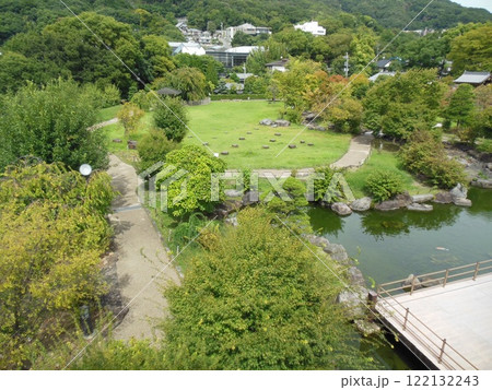 摂津池田城の模擬天守と曲輪の様子 摂津池田城の模擬天守と曲輪の様子 122132243
