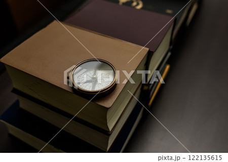 本とコンパス 本とコンパス 122135615