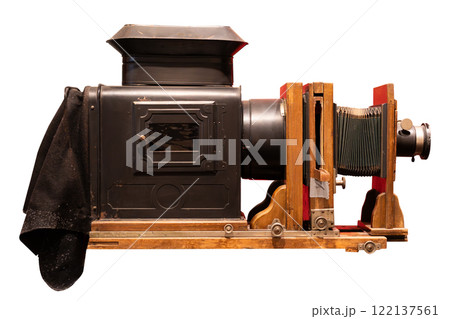 Antique large format camera with wooden frame 122137561