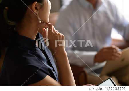 ビジネスのシーン 122138902