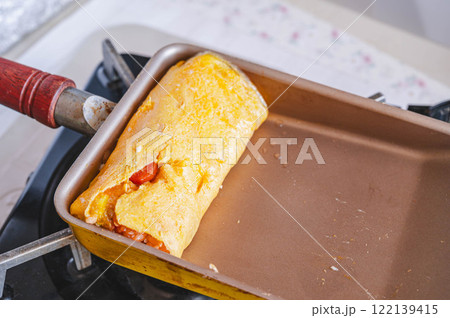 卵で巻いたケチャップライス 122139415