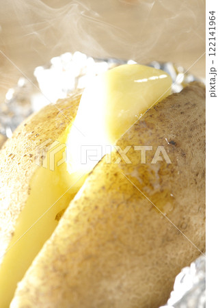 熱々ホクホクじゃがバター 122141964