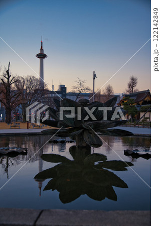 京都 東本願寺 冬 早朝 京都 東本願寺 冬 早朝 122142849