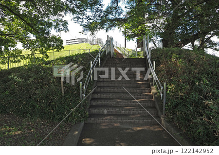 宇都宮城址公園の土塁【栃木県宇都宮市】 宇都宮城址公園の土塁【栃木県宇都宮市】 122142952