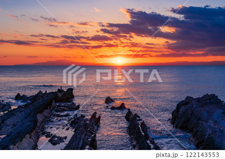 【神奈川県】荒崎海岸の磯　夕景 122143553