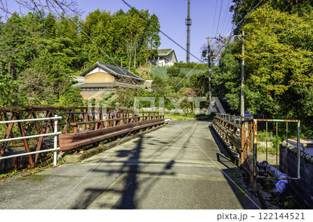 関ケ原　不破関　東山道と藤古川（関の藤川）　岐阜県関ケ原町 122144521