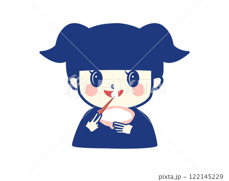 新米のご飯を笑顔で食べる女の子 122145229