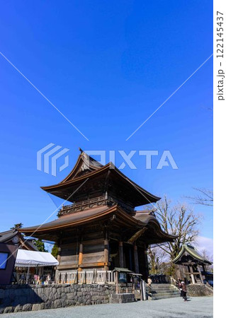 楼門風景 日本三大楼門の阿蘇神社「熊本地震で甚大な被害後八年がかりで復旧完了」(阿蘇市) 楼門風景 日本三大楼門の阿蘇神社「熊本地震で甚大な被害後八年がかりで復旧完了」(阿蘇市) 122145437
