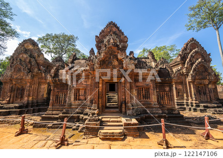 世界遺産　バンテアイ・スレイ寺院　(カンボジア) 122147106