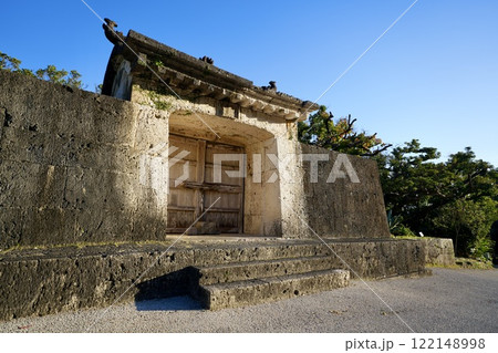 園比屋武御嶽石門（沖縄県那覇市首里） 122148998