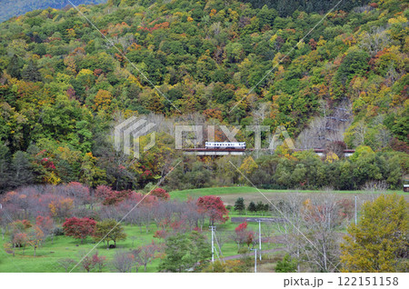 根室本線　東鹿越－金山　JR北海道　キハ40-1747（旭川） 122151158