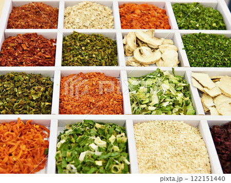 Dried seasoning vegetables and mushrooms in store Dried seasoning vegetables and mushrooms in store 122151440