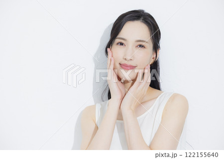 若い女性のポートレート 若い女性のポートレート 122155640