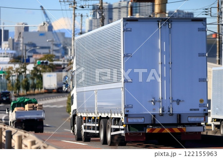 物流トラック 122155963