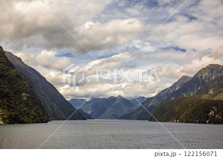 フィヨルドランド国立公園 122156071