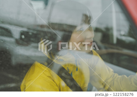 雨の日の運転 雨の日の運転 122158276