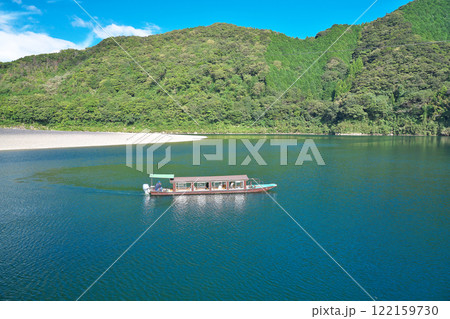 【四万十川 (屋形船)】 撮影場所：高知県四万十市三里 122159730