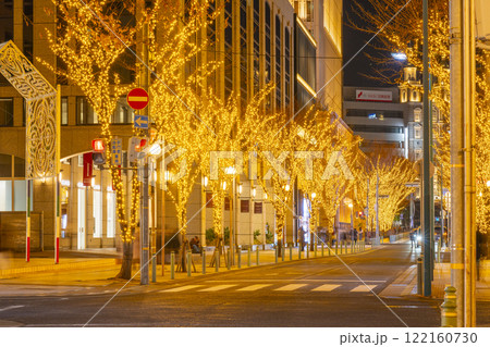 神戸旧居留地の華やかなイルミネーション 122160730