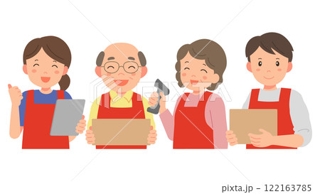 物流センターで働く笑顔の老若男女 122163785