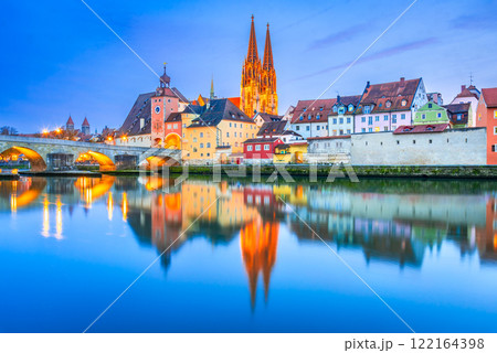 Regensburg, Germany. Historical downtown and the Cathedral, Danube River water reflection. 122164398