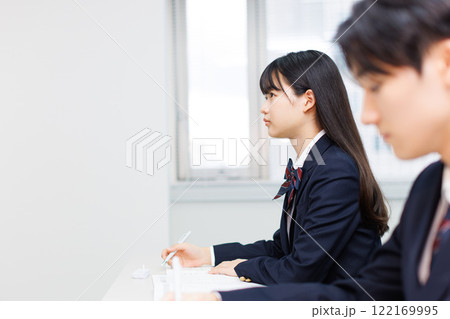 高校生 高校生 122169995