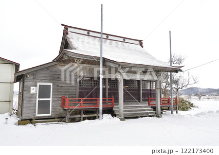 冬の北海道厚沢部町で神明神社境内の風景を撮影 冬の北海道厚沢部町で神明神社境内の風景を撮影 122173400