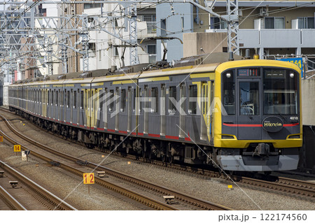 東急電鉄 5050系4000番台 「Shibuya Hikarie号」東急東横線 武蔵小杉駅にて 122174560