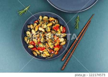 Cooked tasty mussels. Cooked tasty mussels. 122174573