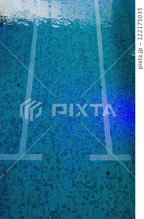 Lane swimming pool 122175035