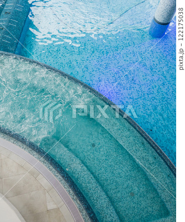 empty swimming pool view from the top empty swimming pool view from the top 122175038