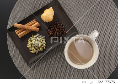 チャイ スパイス 飲み物 チャイ スパイス 飲み物 122177373