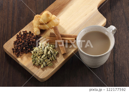 チャイ スパイス 飲み物 122177592