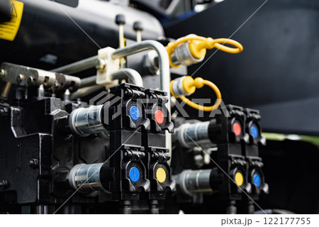 A hydraulic distributor with electromagnetic control. Special equipment. A hydraulic distributor with electromagnetic control. Special equipment. 122177755