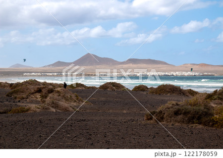 Coast of Atlantic ocean, Famara, Lanzarote 122178059