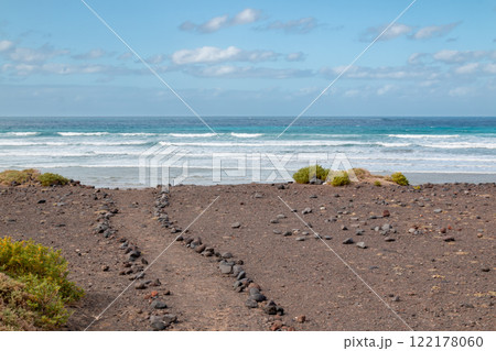 Coast of Atlantic ocean, Famara, Lanzarote 122178060