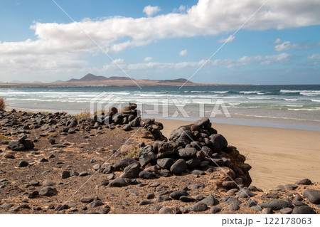 Coast of Atlantic ocean, Famara, Lanzarote 122178063