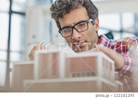 architect designing and building a model house - generative ai architect designing and building a model house - generative ai 122181295