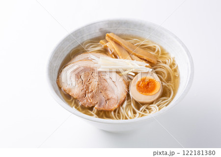 醤油ラーメン 122181380