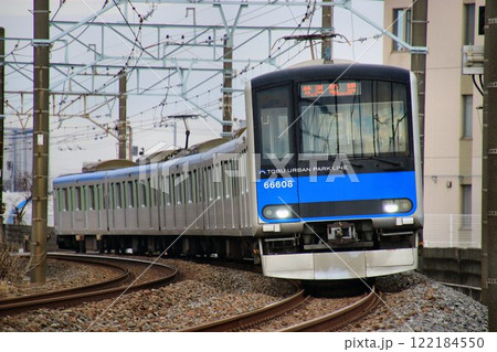 『60000系』通勤車快走する… 東武アーバンパークライン 122184550