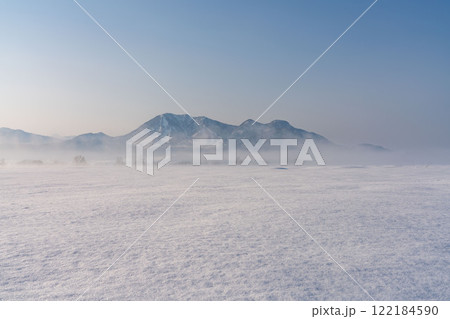 冬の高社山 122184590