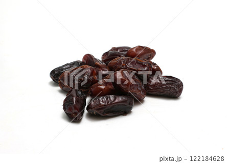 白バックのデーツ 122184628