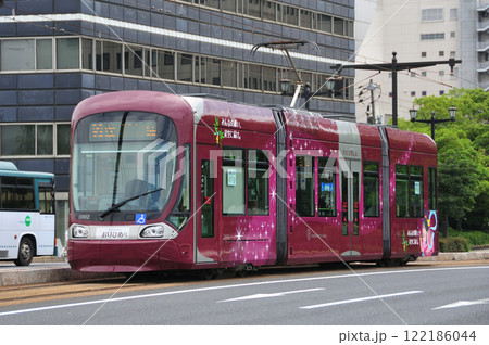 広島電鉄 原爆ドーム前ー本川町 1000形 1002 広島電鉄 原爆ドーム前ー本川町 1000形 1002 122186044