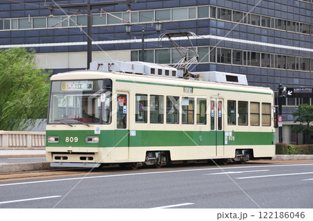 広島電鉄　原爆ドーム前ー本川町　800形　809 122186046