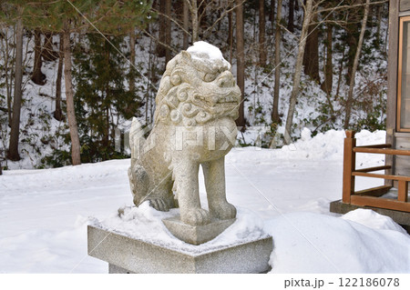 冬の北海道厚沢部町で村社上里大山祇神社境内の風景を撮影 冬の北海道厚沢部町で村社上里大山祇神社境内の風景を撮影 122186078
