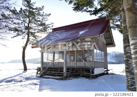 冬の北海道厚沢部町で当路大山祇神社境内の風景を撮影 冬の北海道厚沢部町で当路大山祇神社境内の風景を撮影 122186421